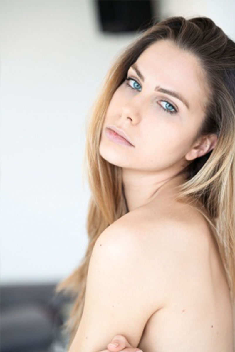EMILIE V - ELIANA'S MODELS 