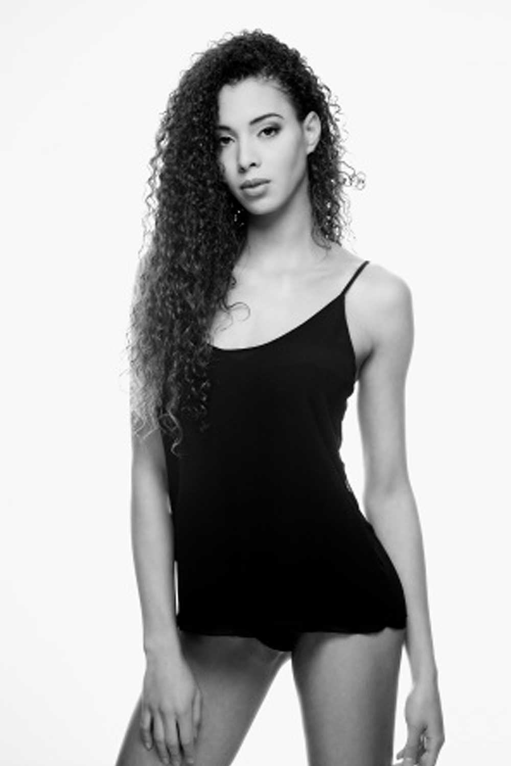 SARAH WILLIAMS - ELIANA'S MODELS 