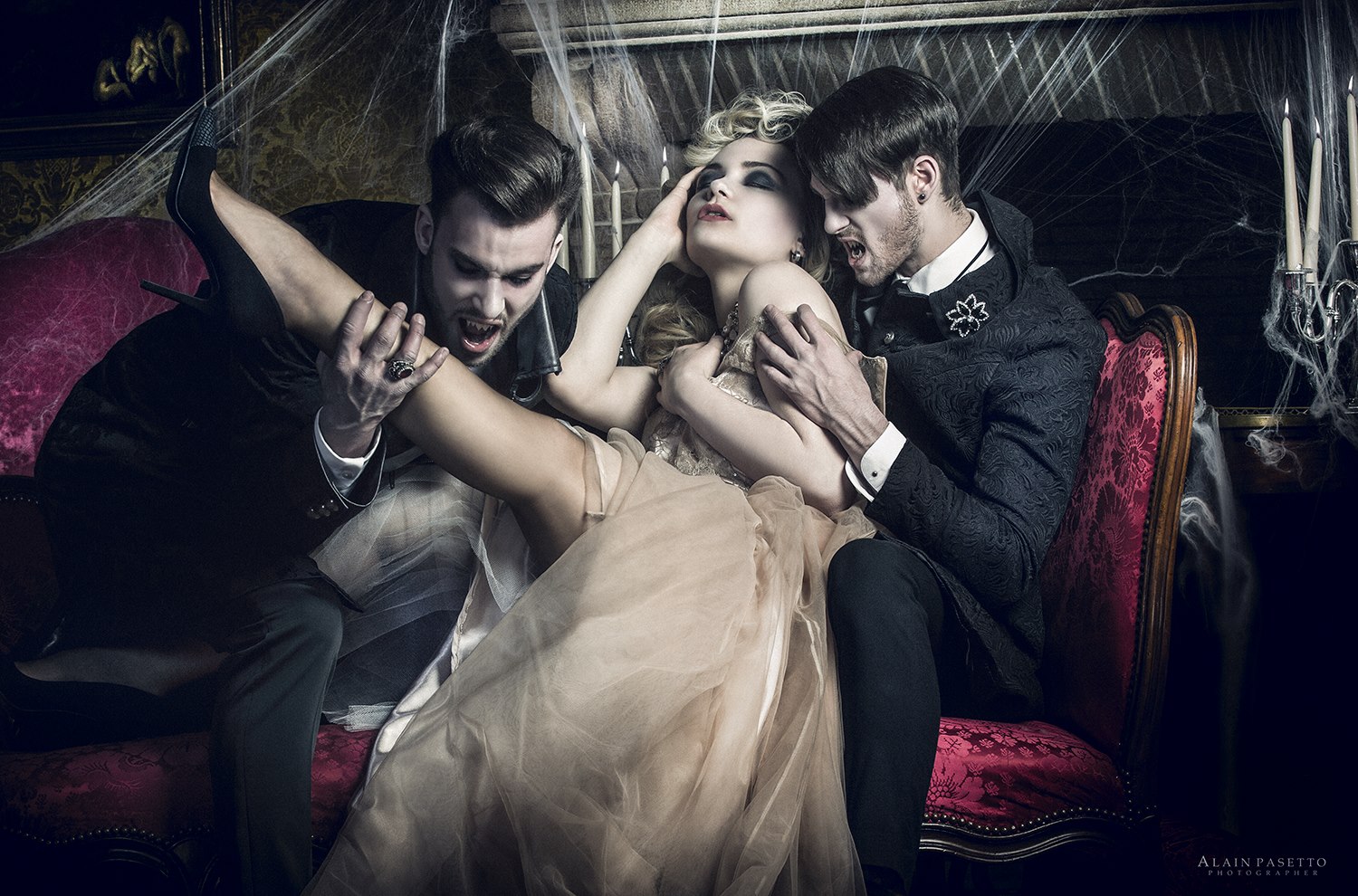 VAMPIRES SUITE - MAKE-UPNATURAL