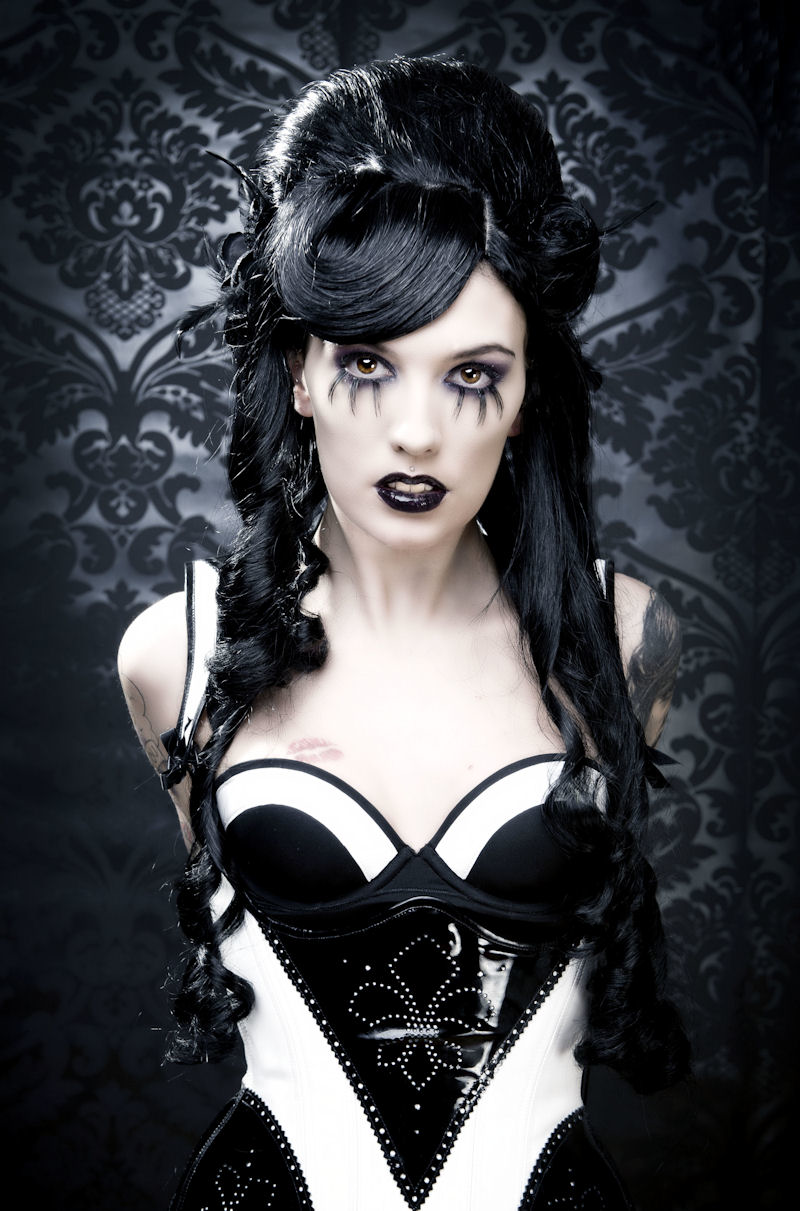 BLACK ROYAL - MAKE-UPNATURAL